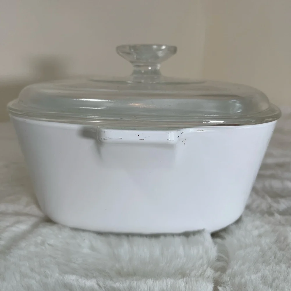 Vintage CorningWare Blue Cornflower P-2 1/2-B 2.5 Qt Casserole w Lid